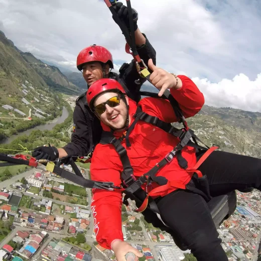 Vuelo En Parapente Paute